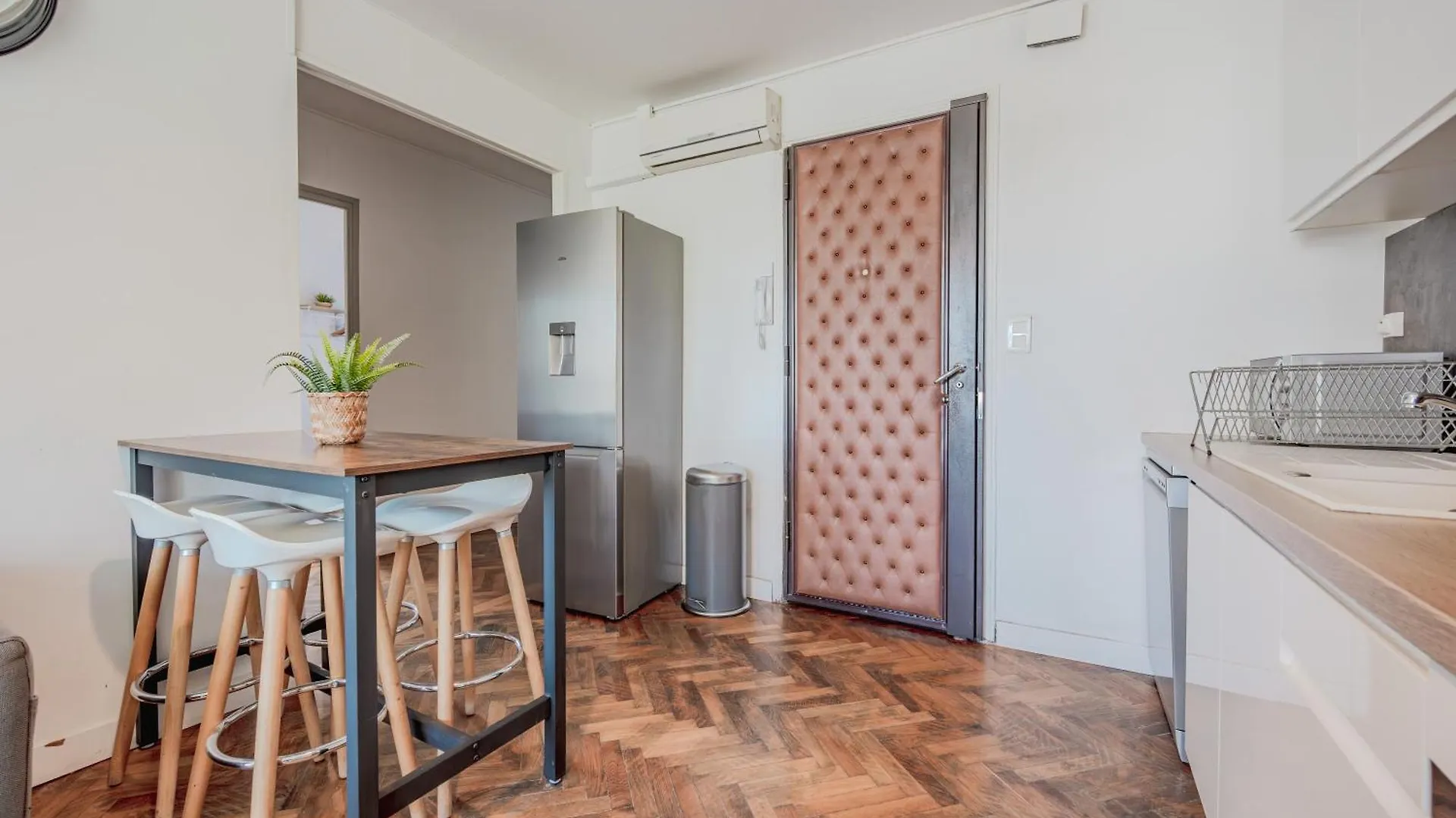 Διαμέρισμα Champs De Mars - T5 Chic, 4 Chambres, Tout Equipe Τουλόν