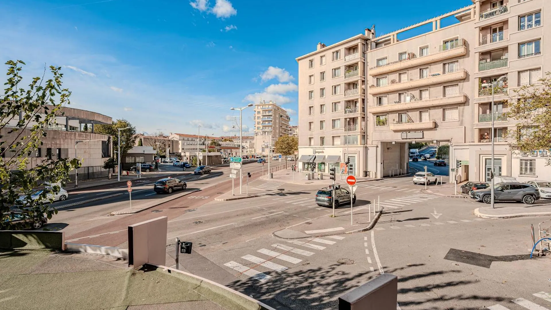 Champs De Mars - T5 Chic, 4 Chambres, Tout Equipe Τουλόν Γαλλία